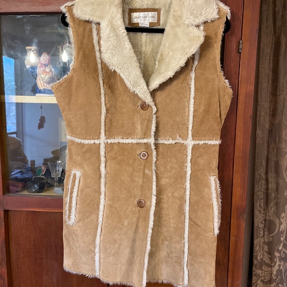 Leather and shearling vest - Picture 4 of 9